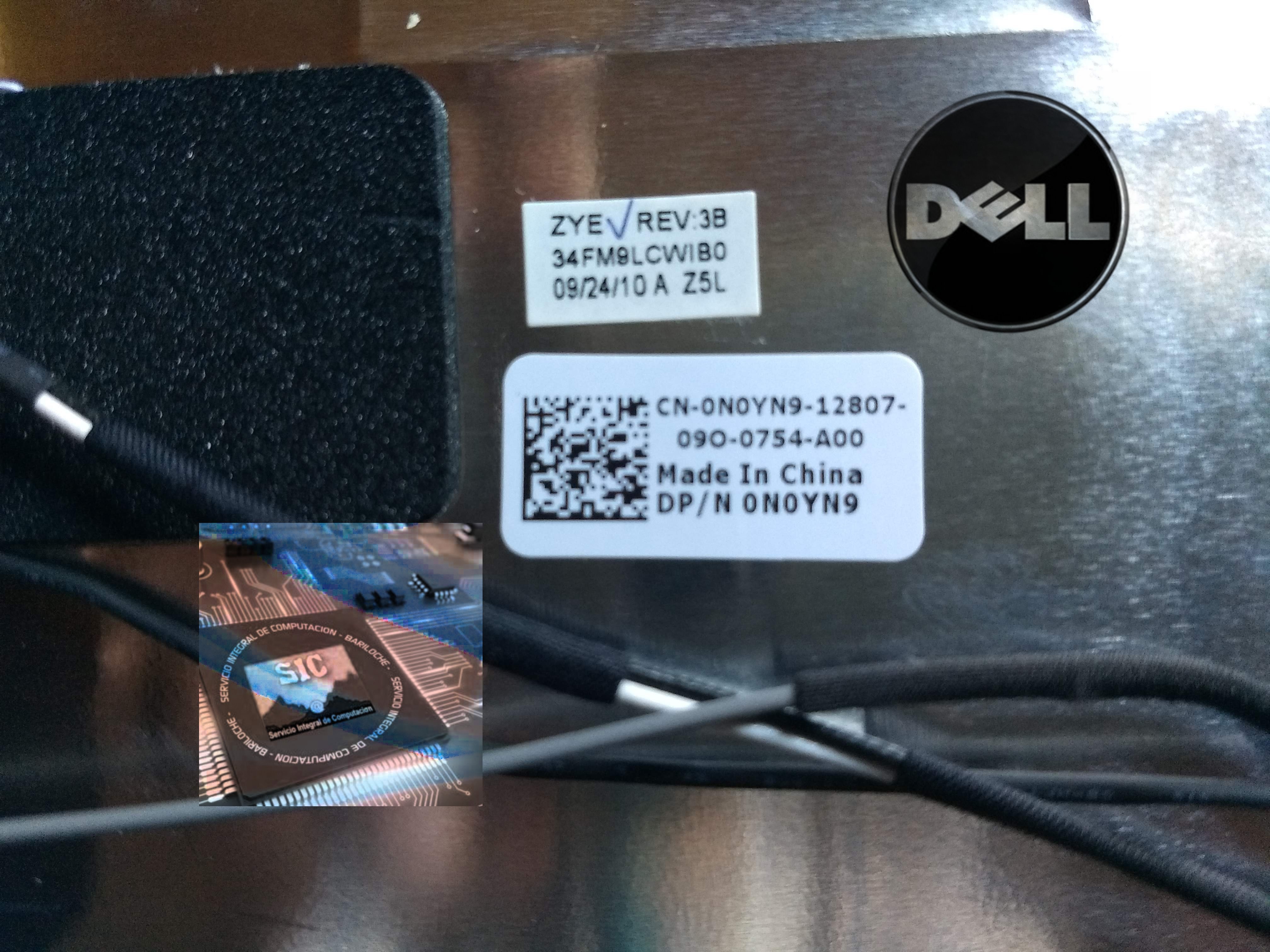 Dell Studio XPS 1340 – Tapa+Display+Bisagras+Bisel+Webcam – foto 1