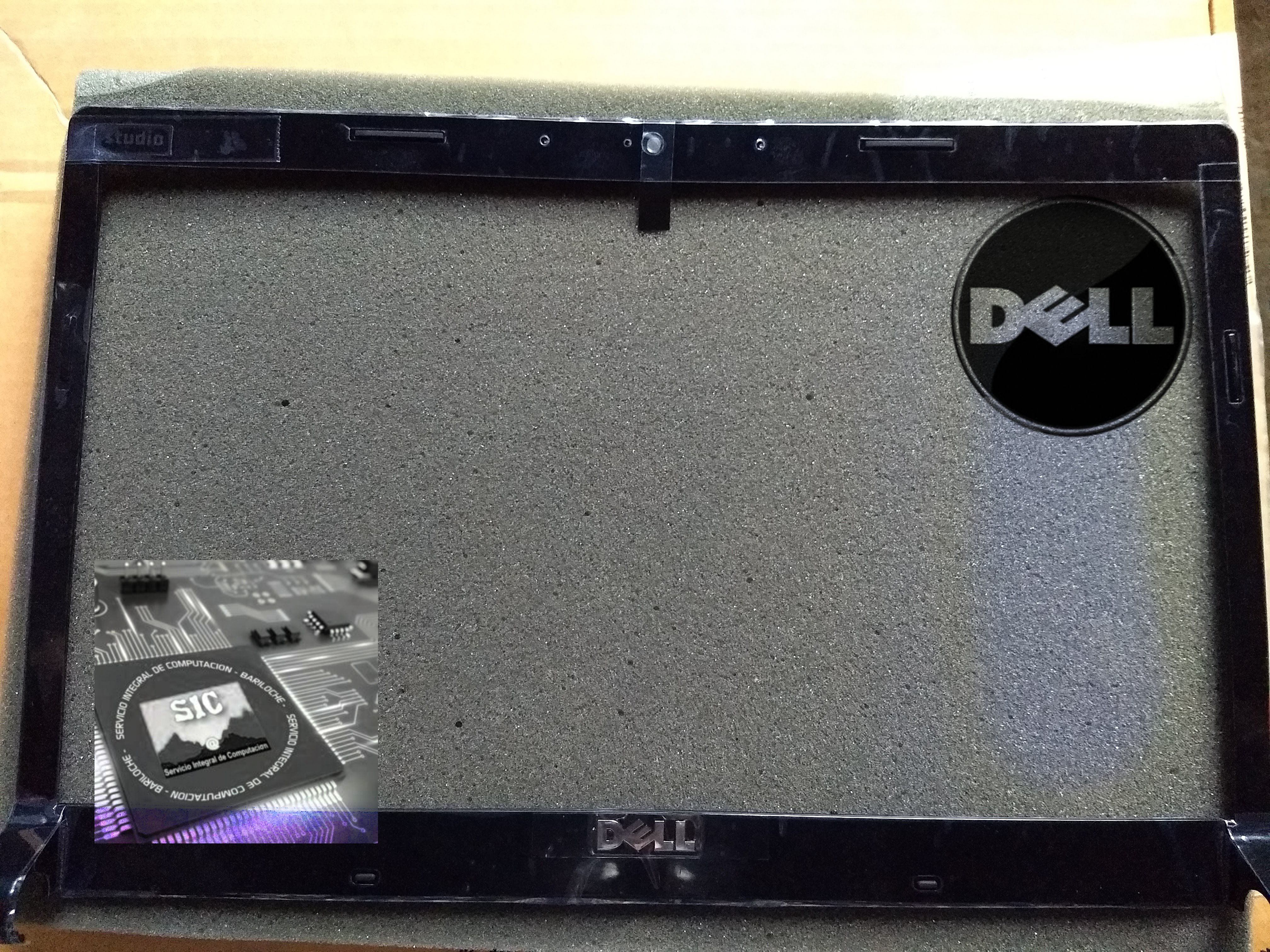Bisel para Dell Studio 1555/1557/1558 – foto 1